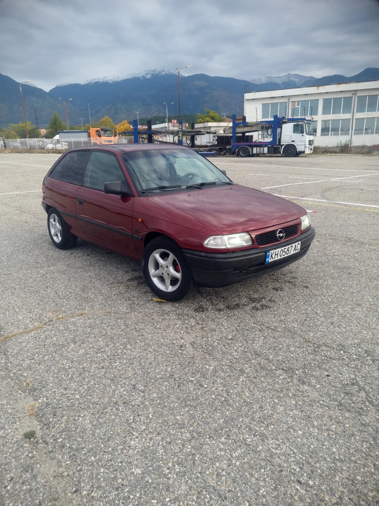 Opel Astra F 1.4 SE, снимка 7 - Автомобили и джипове - 53616210