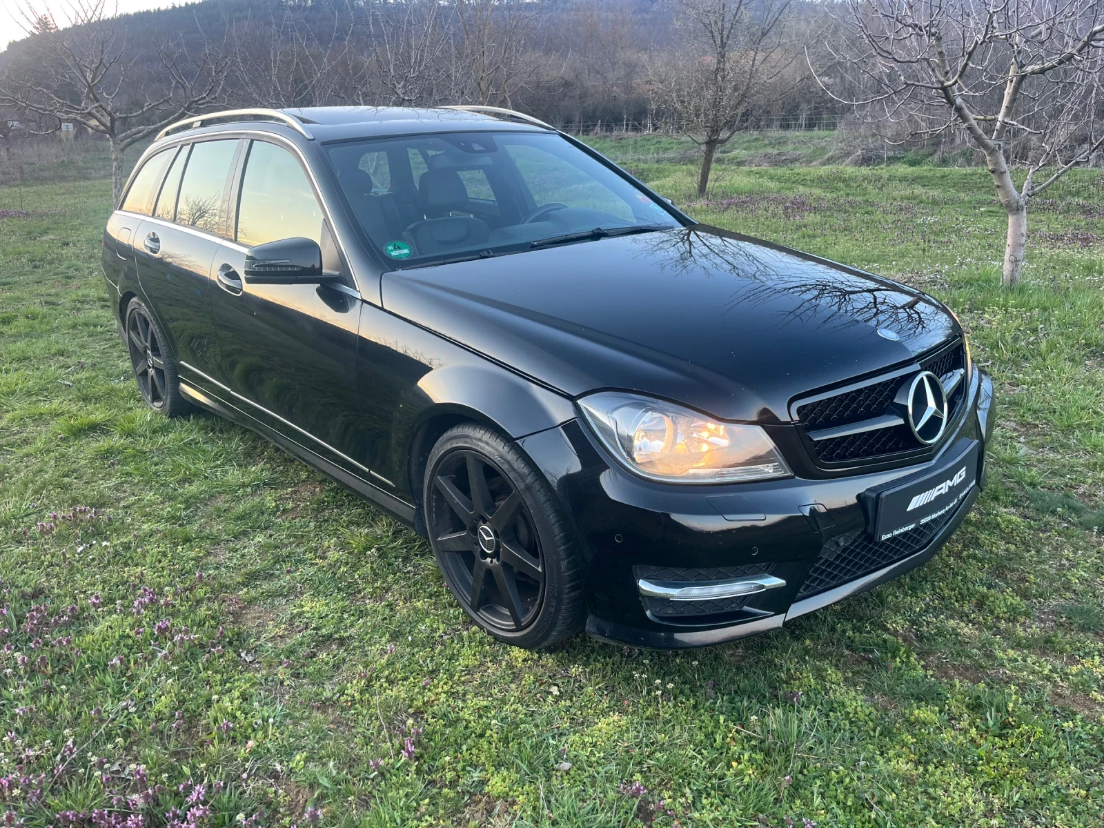 Mercedes-Benz C 250 CDI AMG ТОП СЪСТОЯНИЕ , снимка 3 - Автомобили и джипове - 53991649