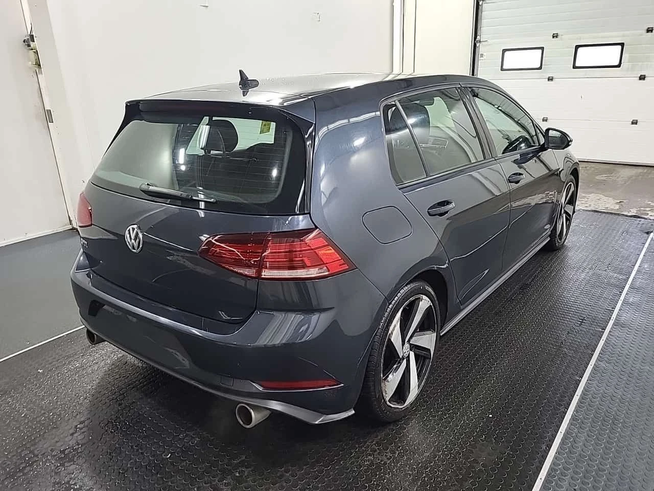 VW Golf * GTI AUTOBAHN * CARFAX * ПАНО * 2 КЛЮЧА * ПОДГРЕВ, снимка 3 - Автомобили и джипове - 54067232