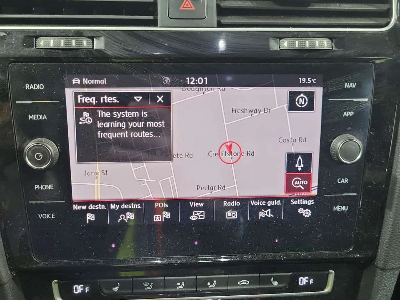 VW Golf * GTI AUTOBAHN * CARFAX * ПАНО * 2 КЛЮЧА * ПОДГРЕВ, снимка 11 - Автомобили и джипове - 54067232