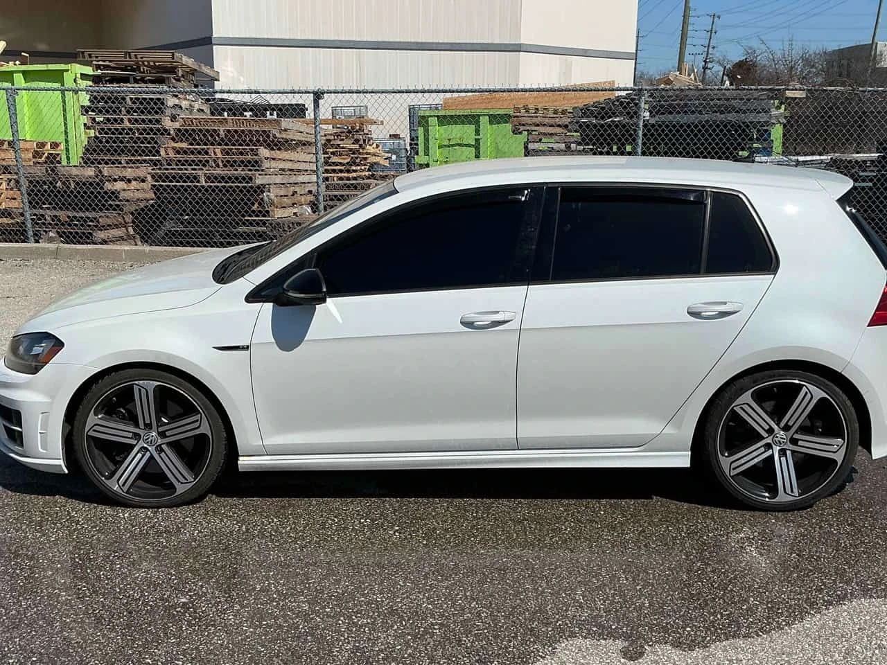 VW Golf R MANUAL * ДИСТРОНИК* ПОДГРЕВИ* КАМЕРА* , снимка 3 - Автомобили и джипове - 54144942