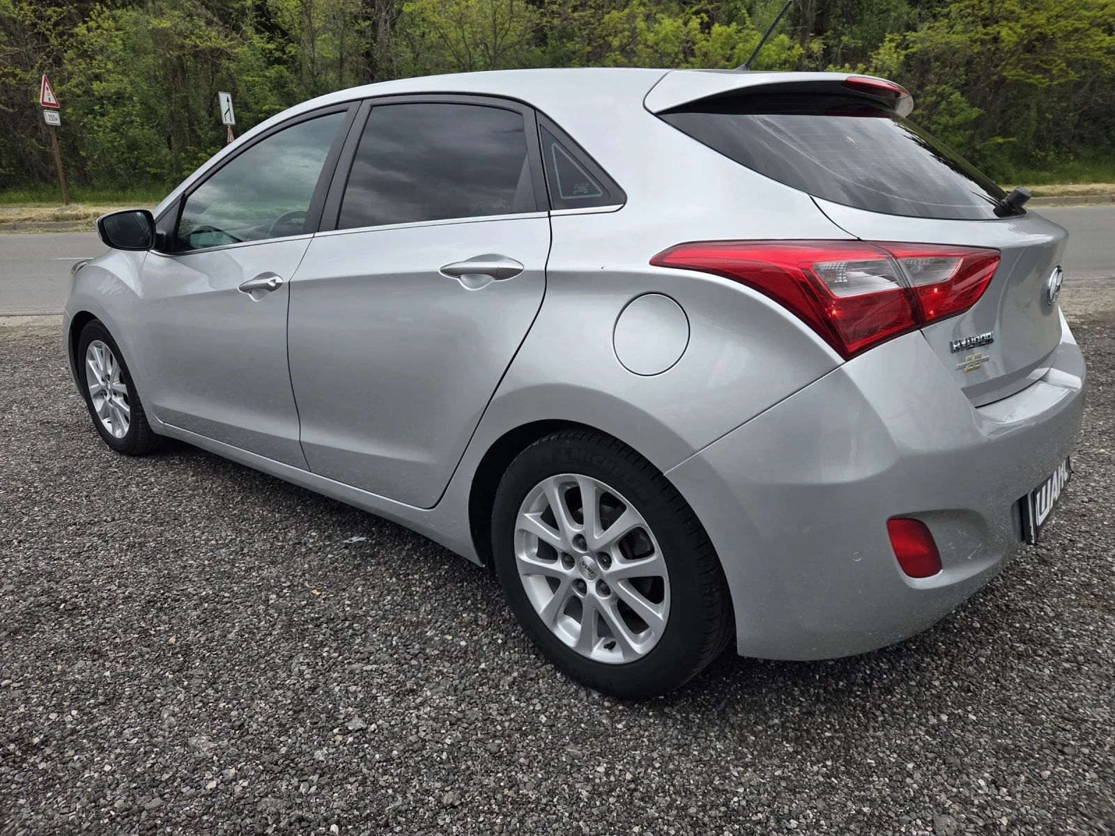 Hyundai I30 1, 6 benzin 136 hp, снимка 7 - Автомобили и джипове - 54387692