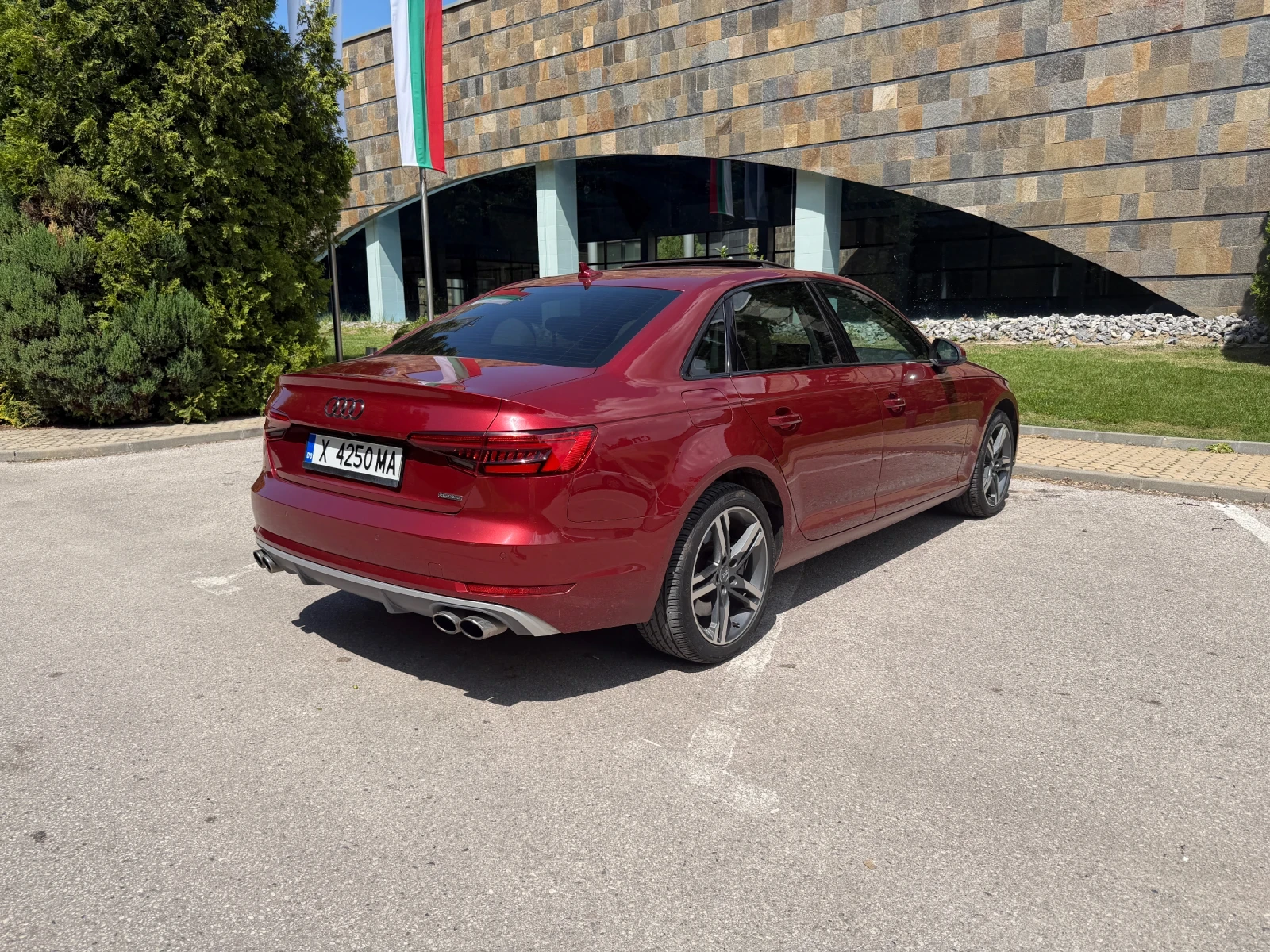 Audi A4 2 TFSI QUATTRO B&O 360, снимка 8 - Автомобили и джипове - 54527718
