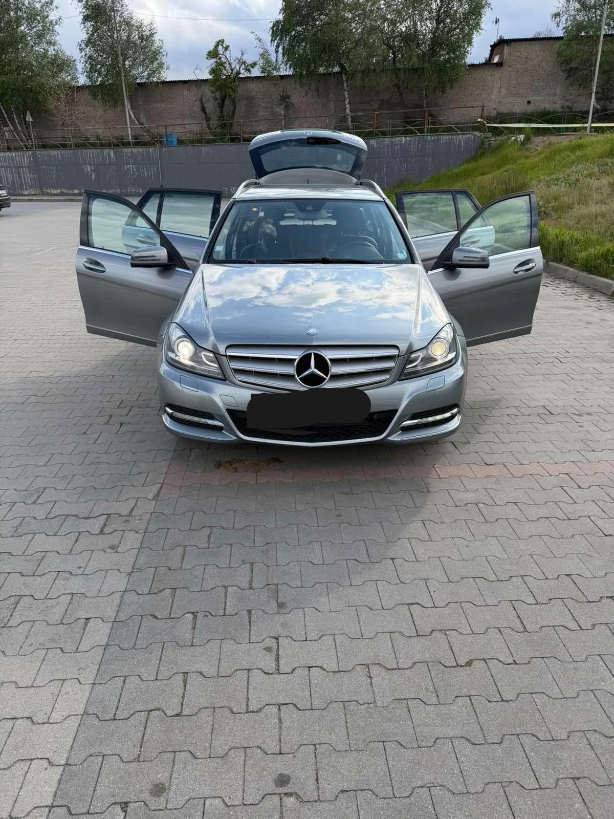 Mercedes-Benz C 200