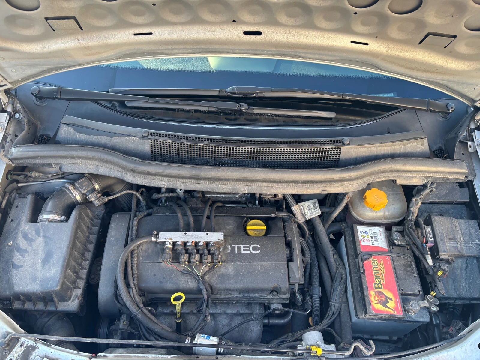 Opel Zafira 1.8 - Бензин/газ , снимка 7 - Автомобили и джипове - 54653456