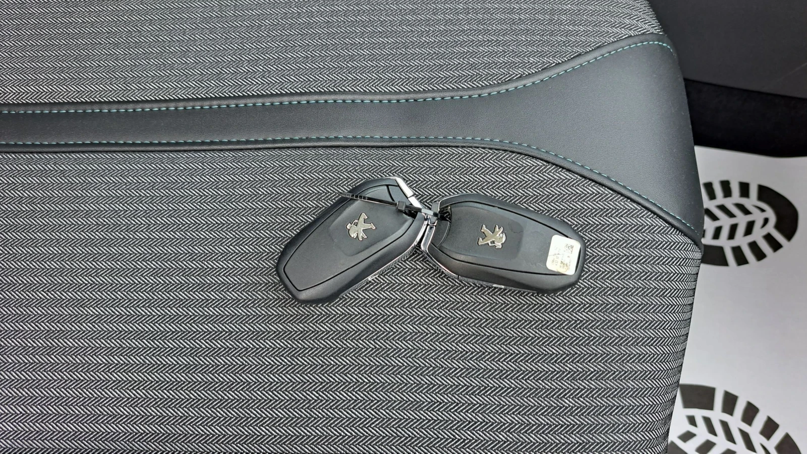 Peugeot 3008 1.5 HDI GT line, снимка 10 - Автомобили и джипове - 54698217