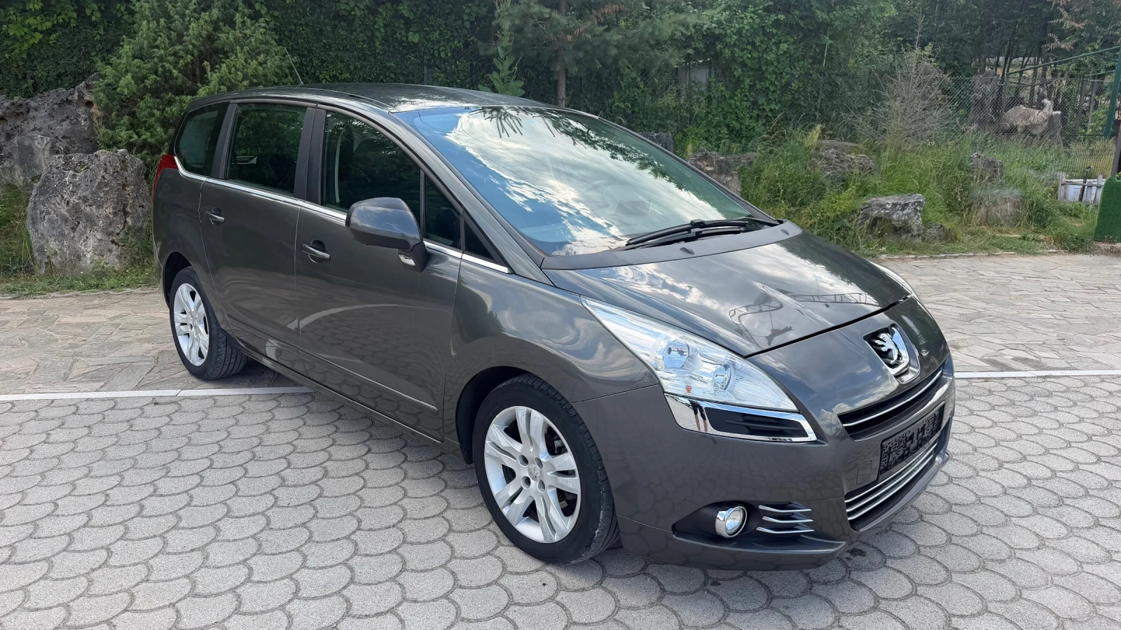 Peugeot 5008 2.0 HDi, RHH, 163hp , Euro 5 , снимка 3 - Автомобили и джипове - 54823370