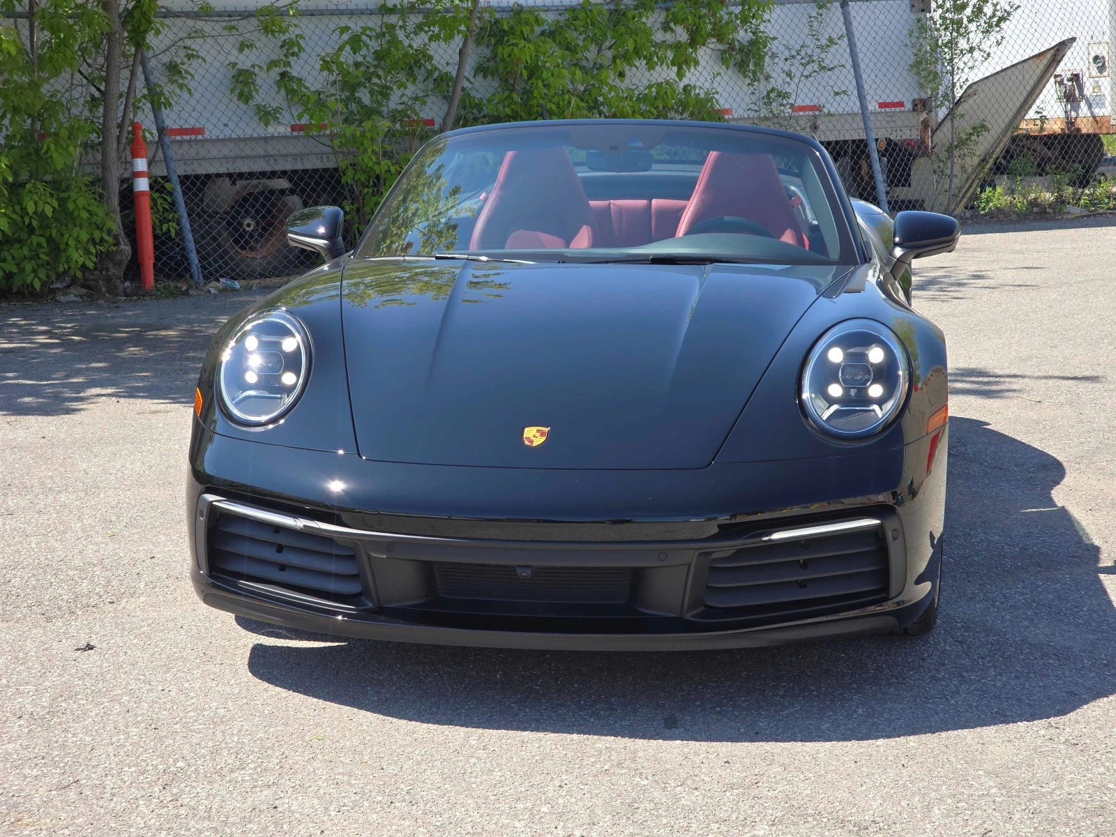 Porsche 911 3 пъти обслужена в Porsche / 1 собственик / НОВА!!, снимка 2 - Автомобили и джипове - 54866478