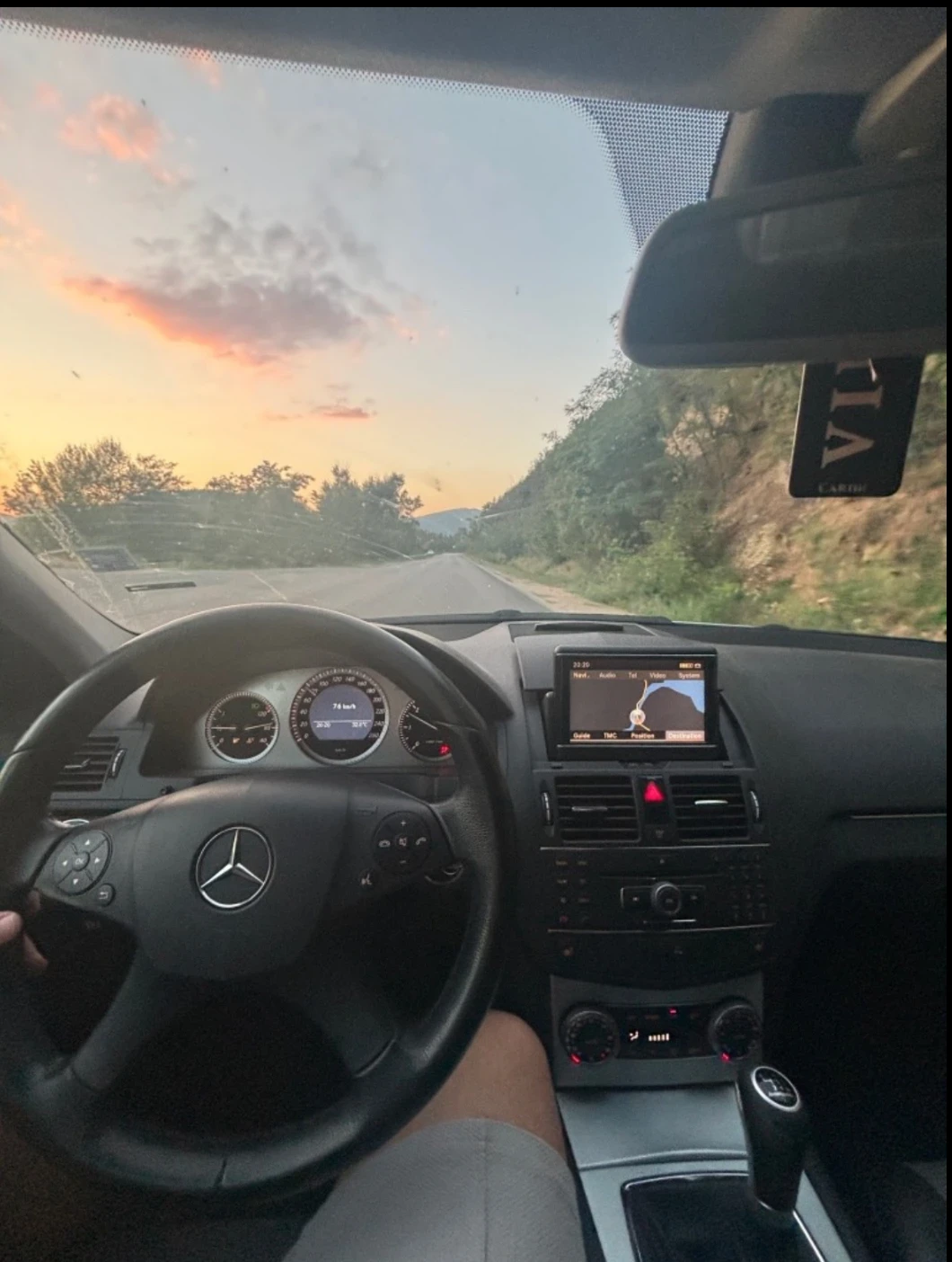Mercedes-Benz C 220, снимка 9 - Автомобили и джипове - 54910735