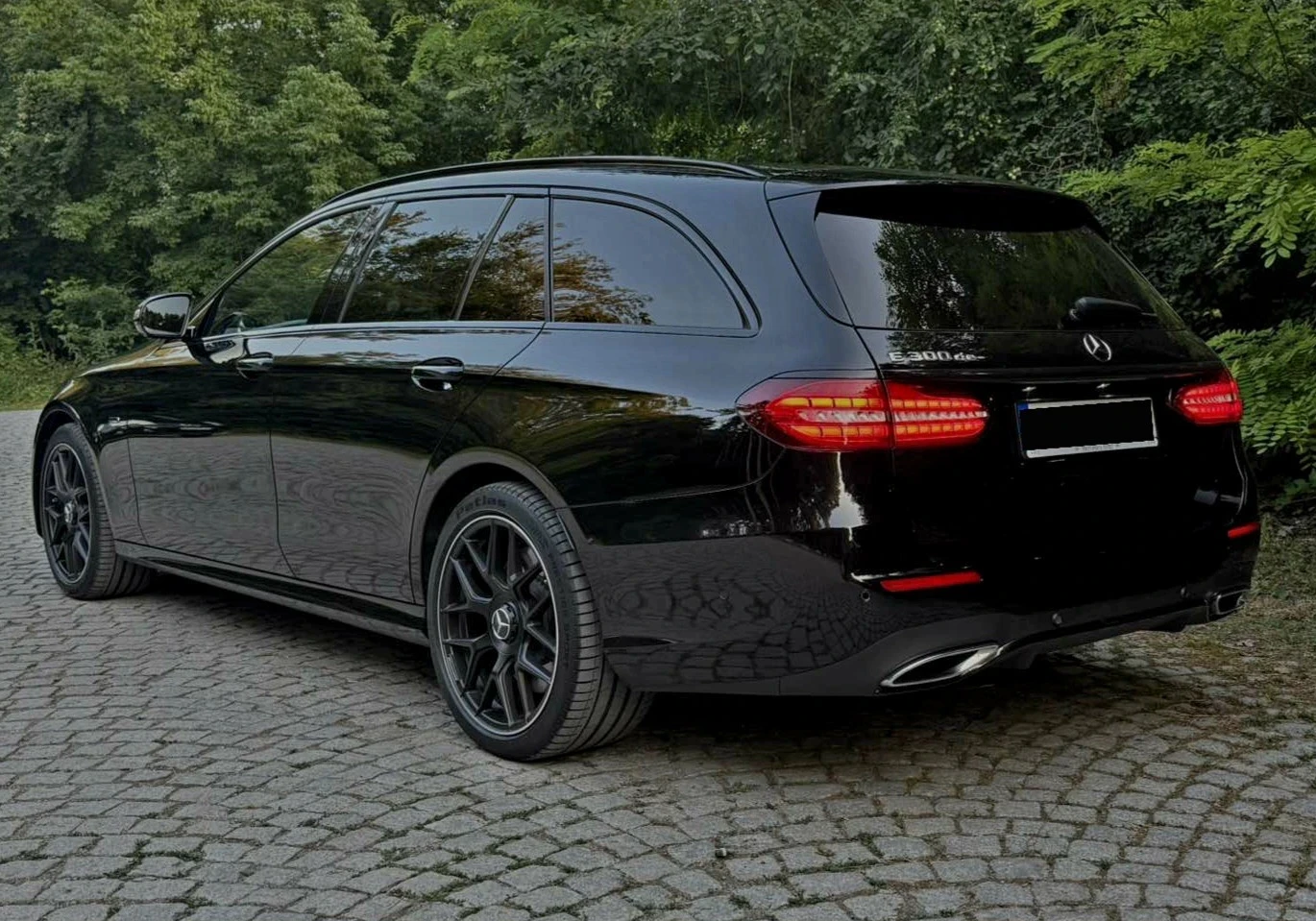Mercedes-Benz E 300 E300de/Plug-in/AMG/9G/306h.p., снимка 4 - Автомобили и джипове - 55183193