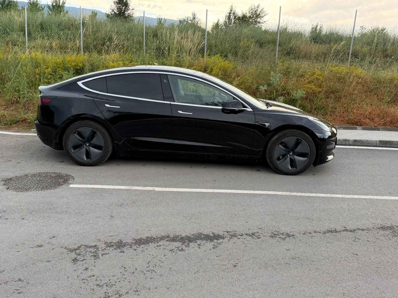 Tesla Model 3 LONG RANGE 2WD, снимка 2 - Автомобили и джипове - 55190626
