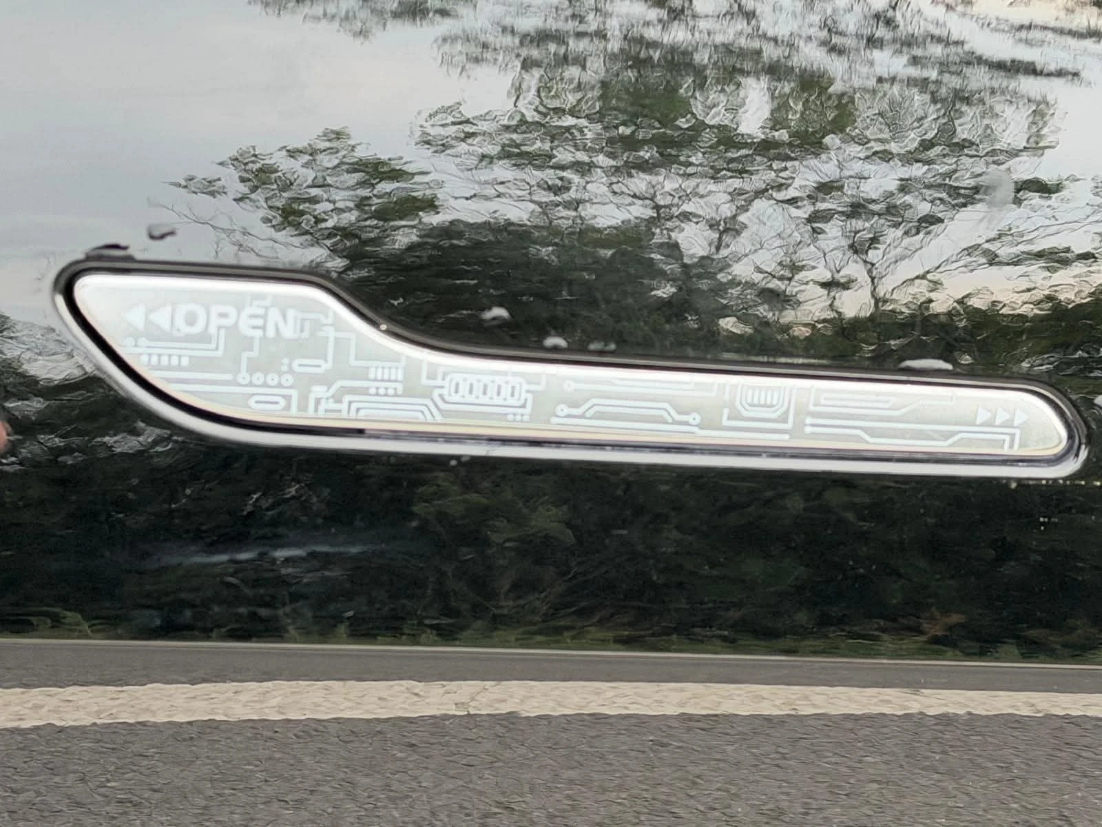 Tesla Model 3 LONG RANGE 2WD, снимка 14 - Автомобили и джипове - 55190626