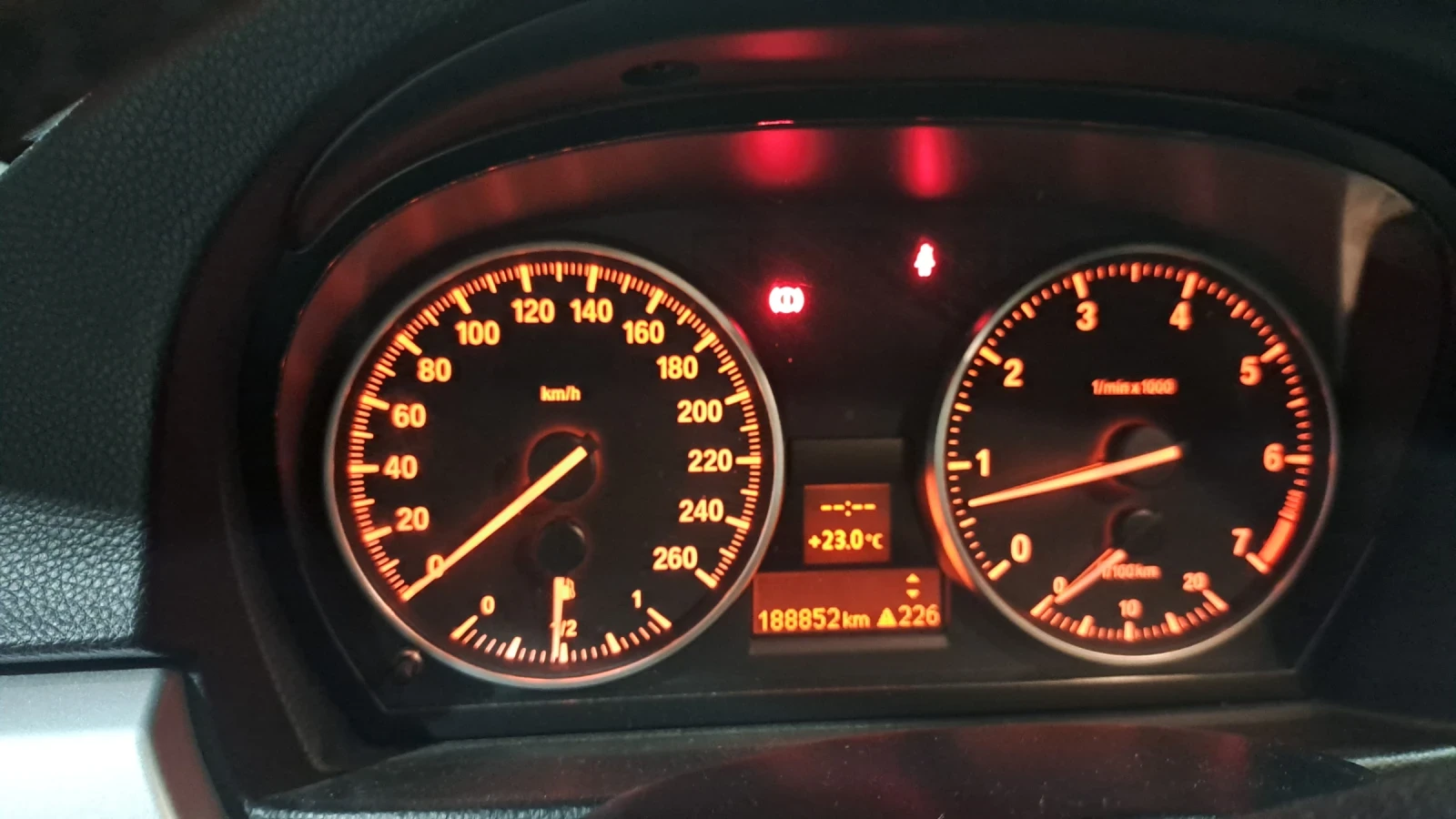BMW 318, снимка 4 - Автомобили и джипове - 55880029