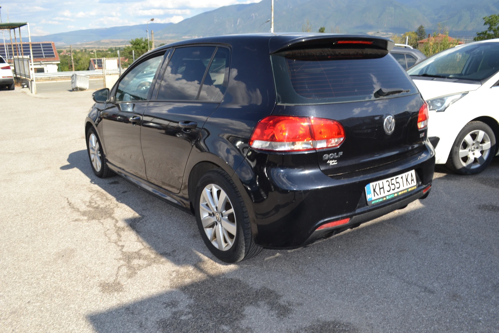 VW Golf 1.6TDI, снимка 4 - Автомобили и джипове - 55941150