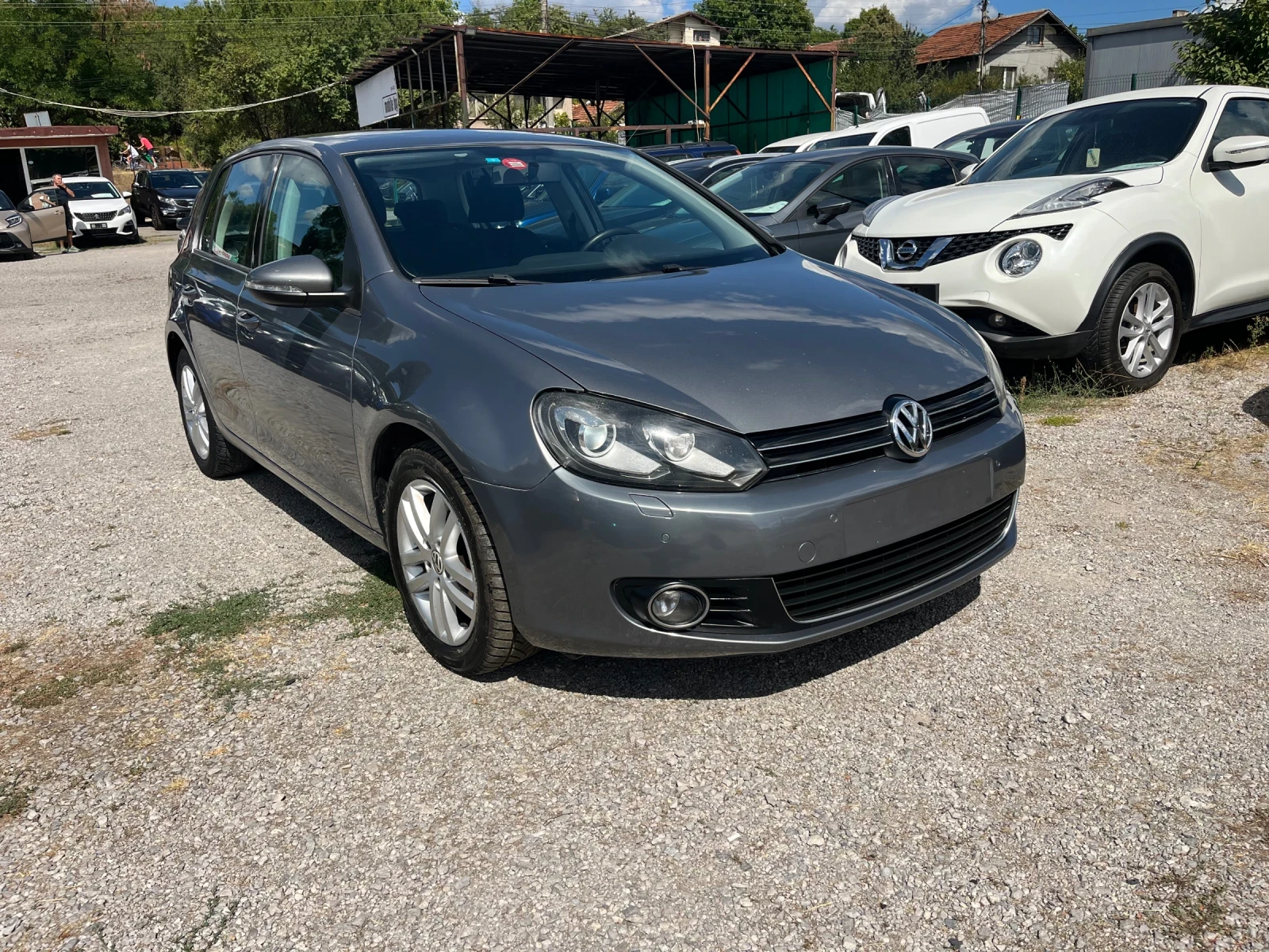 VW Golf 1.6TDi high line, снимка 3 - Автомобили и джипове - 55953422