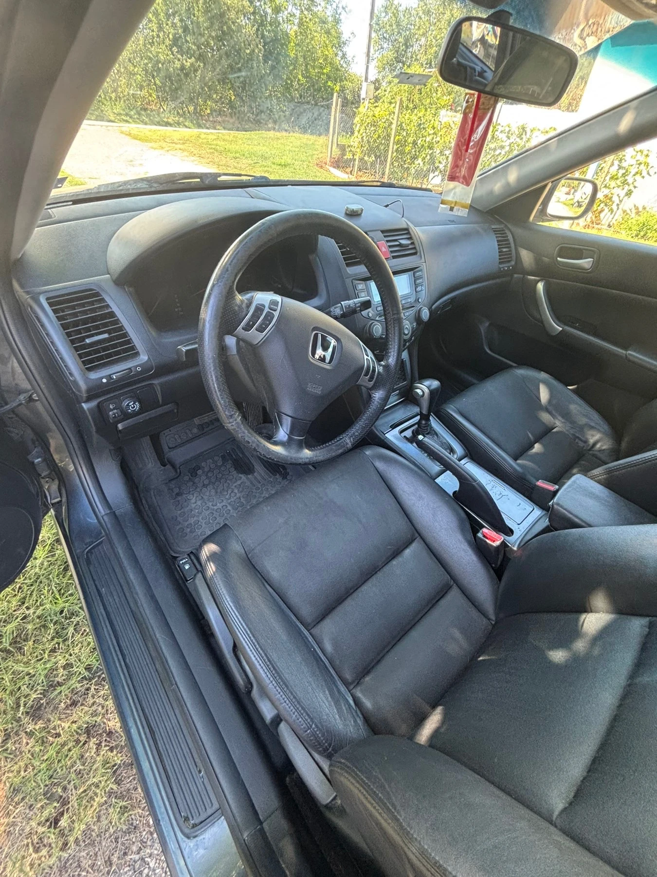 Honda Accord Туриар, снимка 6 - Автомобили и джипове - 55978056