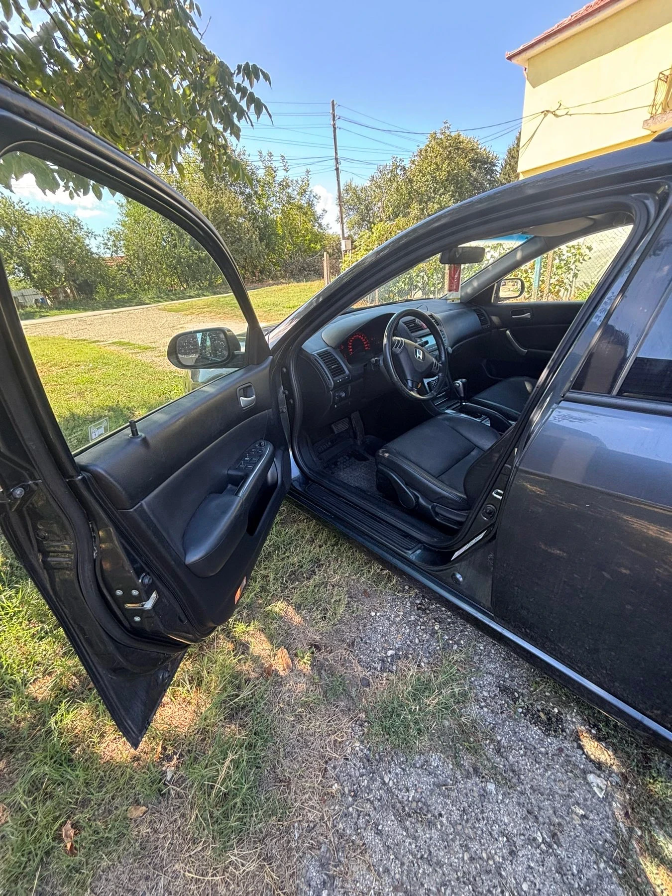 Honda Accord Туриар, снимка 7 - Автомобили и джипове - 55978056