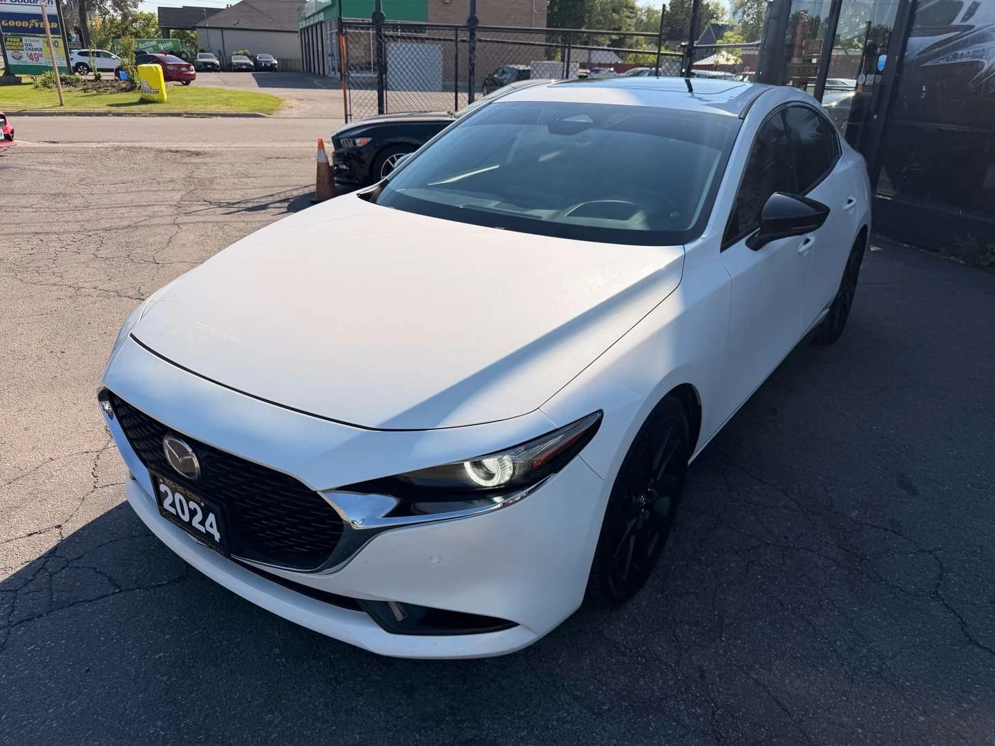 Mazda 3, снимка 4 - Автомобили и джипове - 56020805