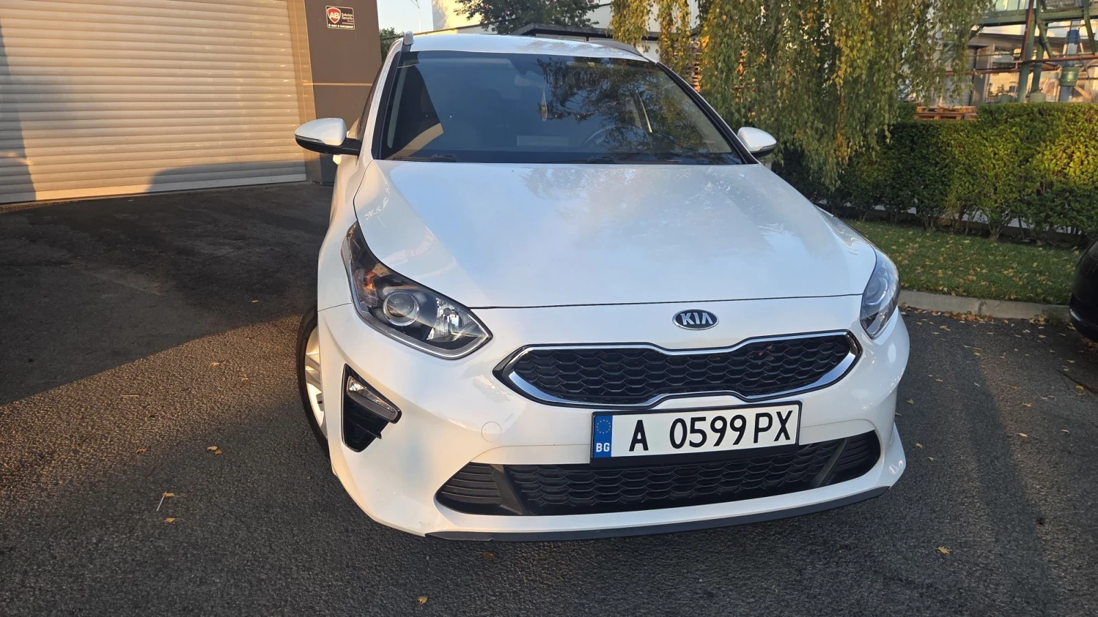 Kia Ceed 1.6 disel automatic, снимка 2 - Автомобили и джипове - 56187938