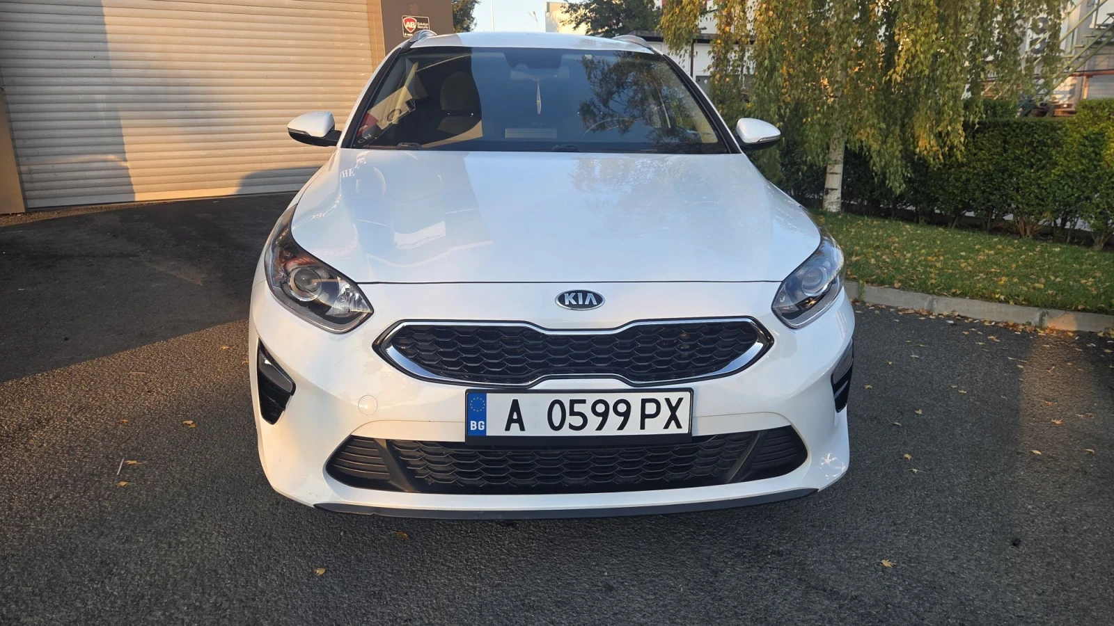 Kia Ceed 1.6 disel automatic, снимка 3 - Автомобили и джипове - 56187938