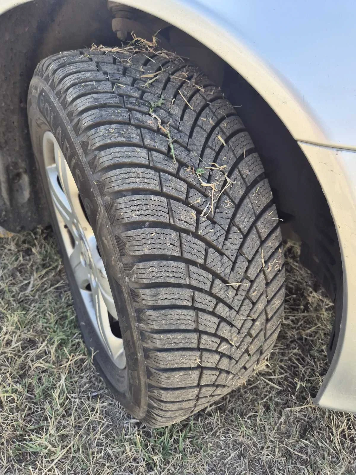 Mercedes-Benz E 300 Блутек, снимка 13 - Автомобили и джипове - 56326015