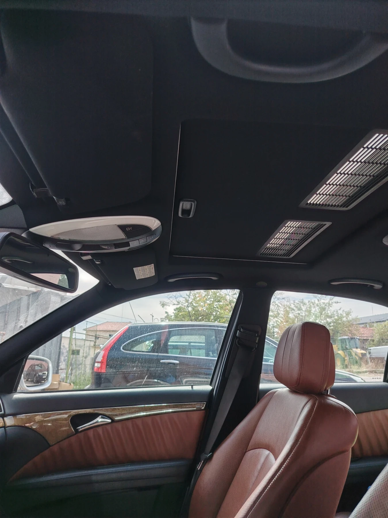 Mercedes-Benz E 300 Блутек, снимка 14 - Автомобили и джипове - 56326015