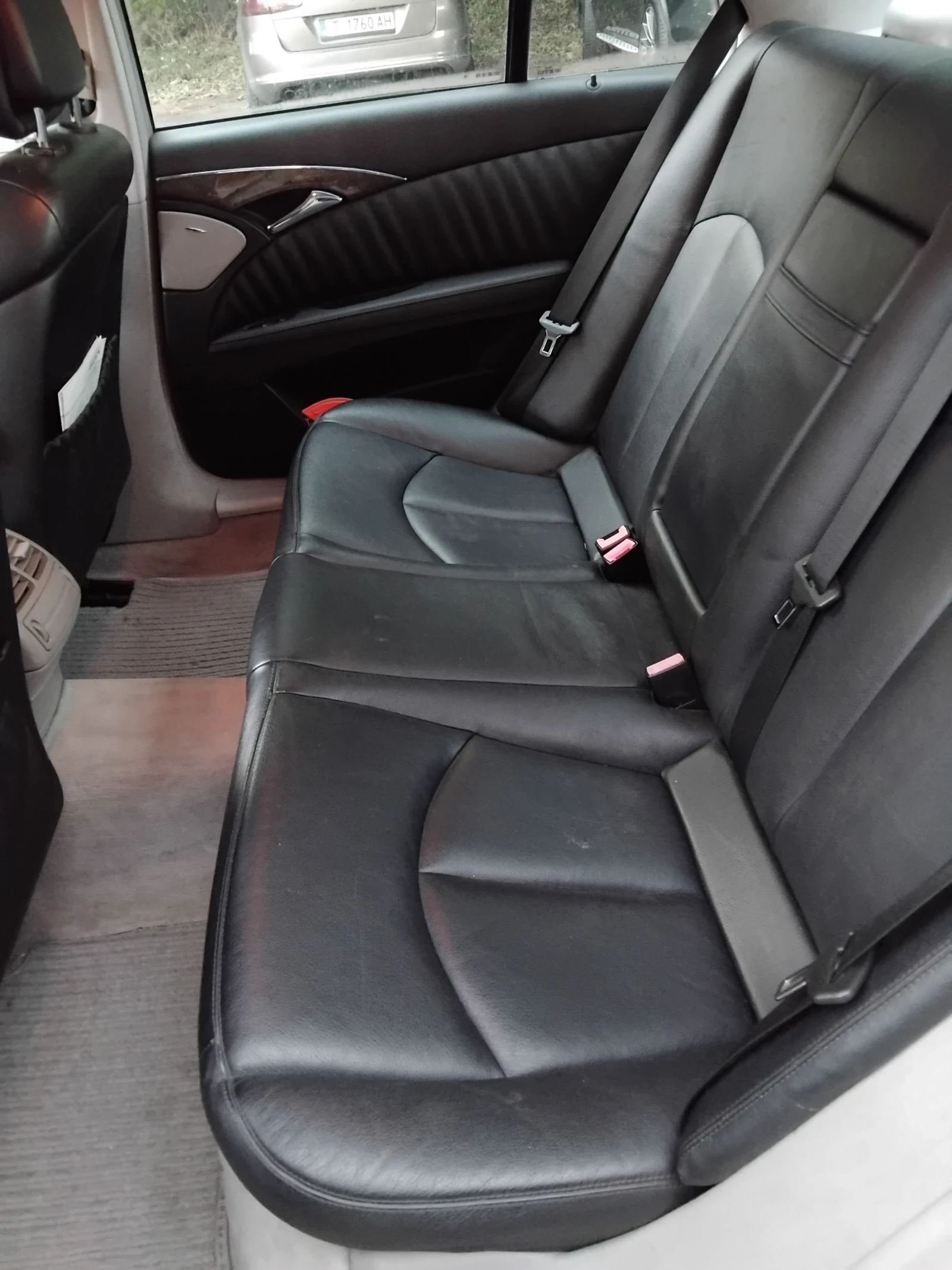 Mercedes-Benz E 220 W 211, снимка 8 - Автомобили и джипове - 56342777