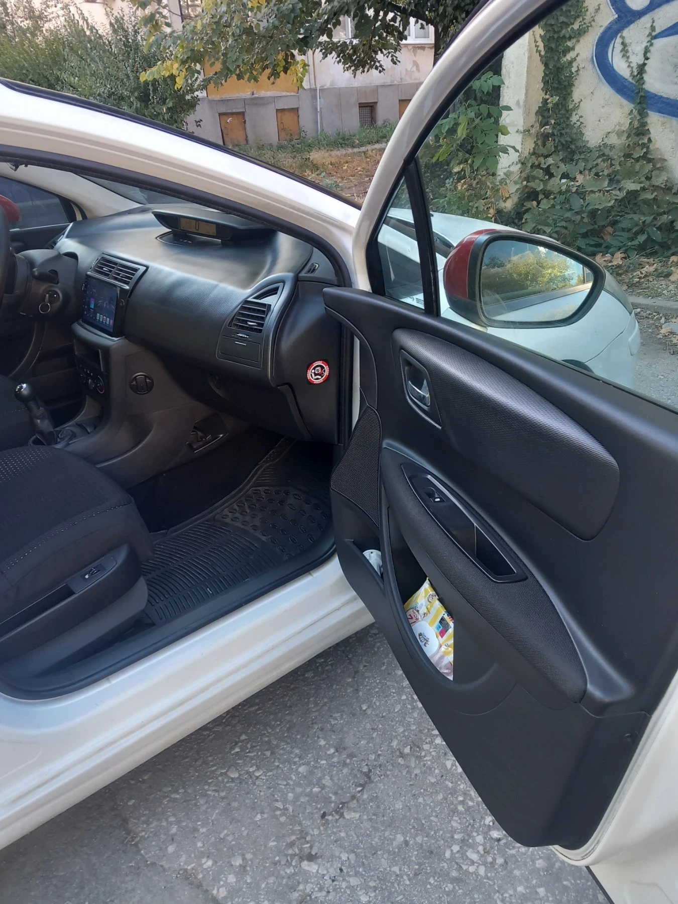 Citroen C4, снимка 4 - Автомобили и джипове - 56350757