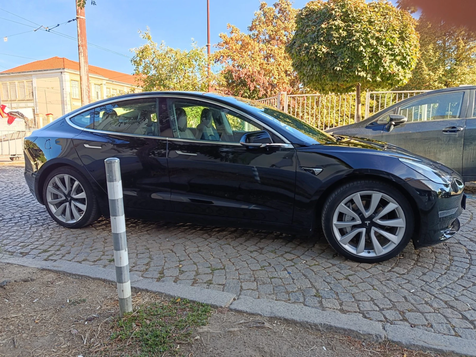 Tesla Model 3, снимка 6 - Автомобили и джипове - 56377006