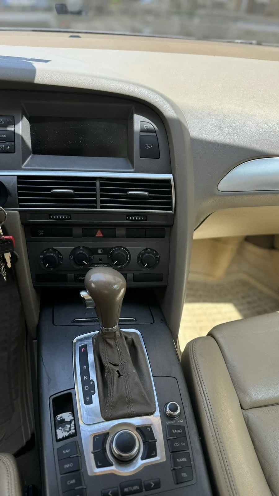 Audi A6 C6 2.6, снимка 5 - Автомобили и джипове - 56416004