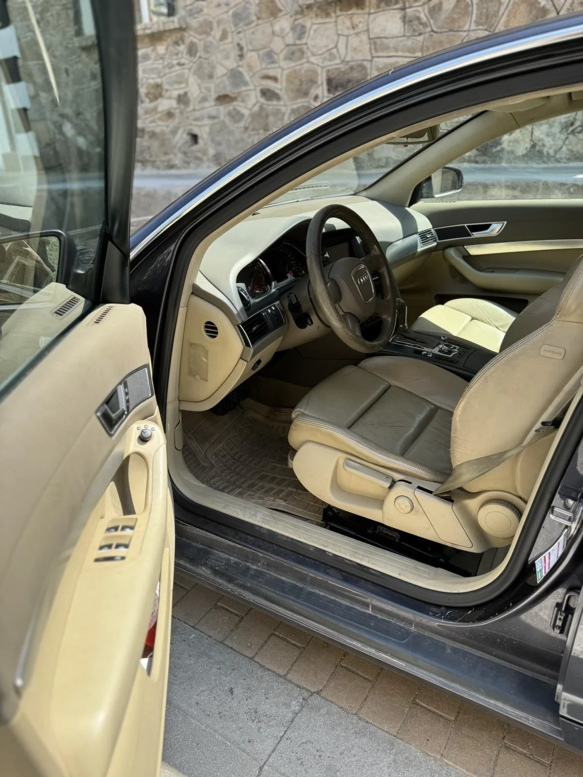Audi A6 C6 2.6, снимка 3 - Автомобили и джипове - 56416004