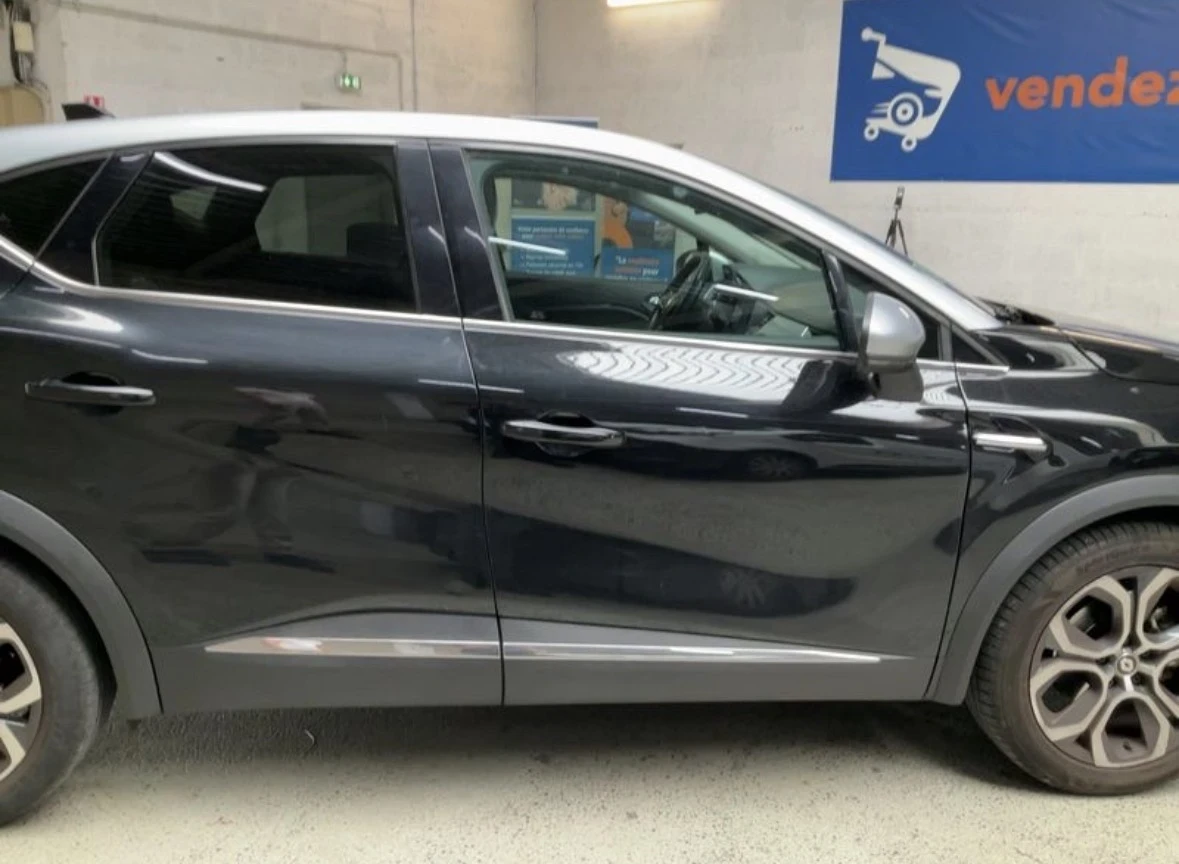 Renault Captur 1.6Hybrid E-Tech Techno , снимка 4 - Автомобили и джипове - 56484092