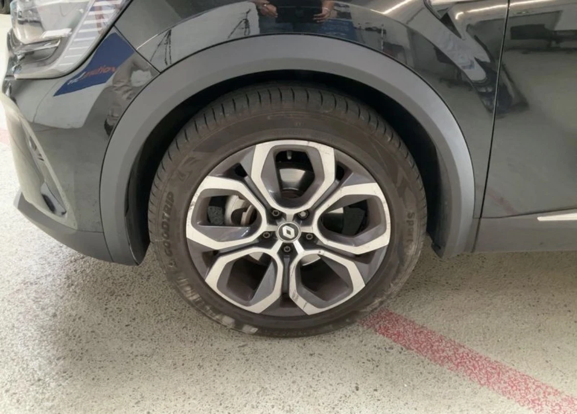 Renault Captur 1.6Hybrid E-Tech Techno , снимка 7 - Автомобили и джипове - 56484092