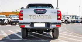 Toyota Hilux 4.0L, снимка 3