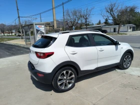 Kia Stonic 1.0i-T-6sk-Euro-6B-Kamera - 9000 € / 17602.47 лв. - 43973135 5