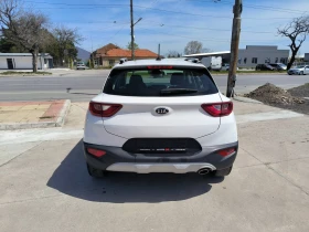 Kia Stonic 1.0i-T-6sk-Euro-6B-Kamera - 9000 € / 17602.47 лв. - 43973135 6