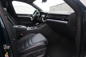 VW Touareg 3.0TSI 4x4 KAM ACC Pano SitzKlima HuD Ambient iCar | Mobile.bg � ����� ������ 7