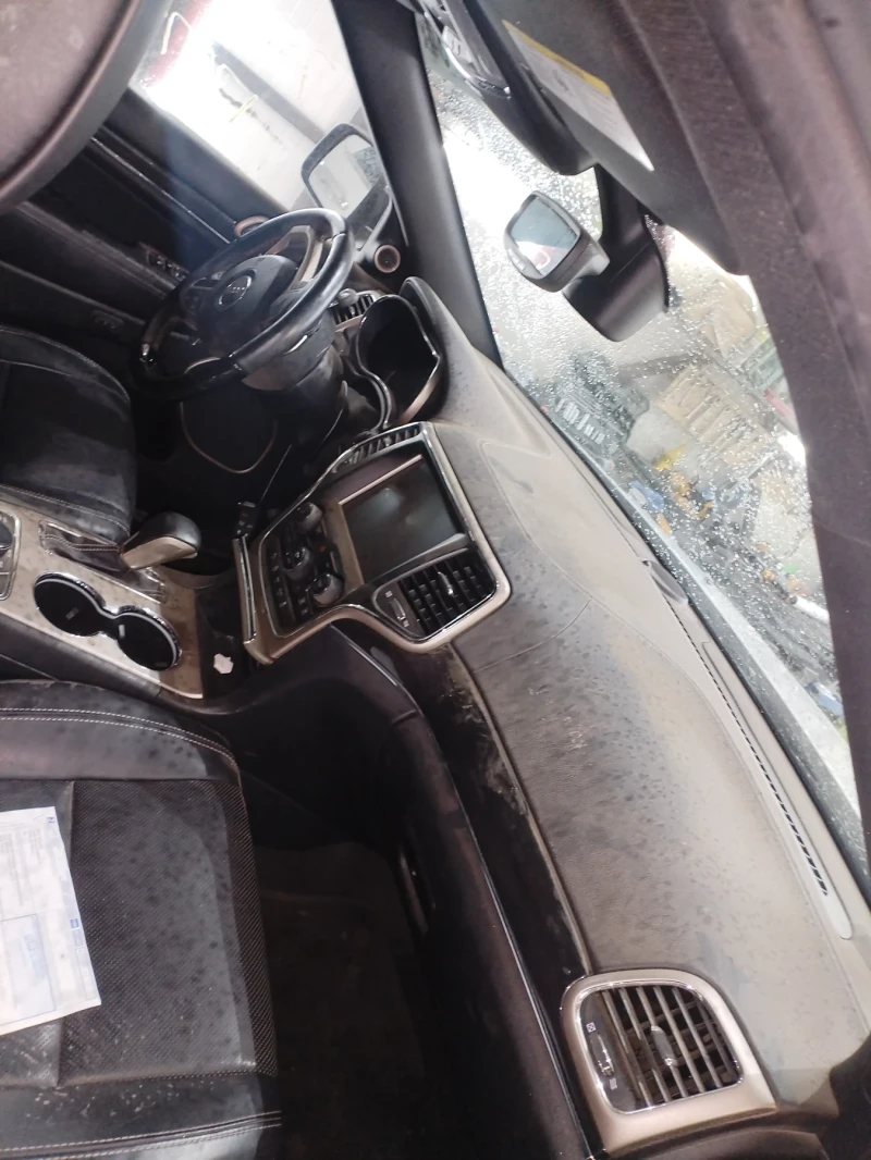 Jeep Grand cherokee Wk 2 , снимка 9 - Автомобили и джипове - 52404851