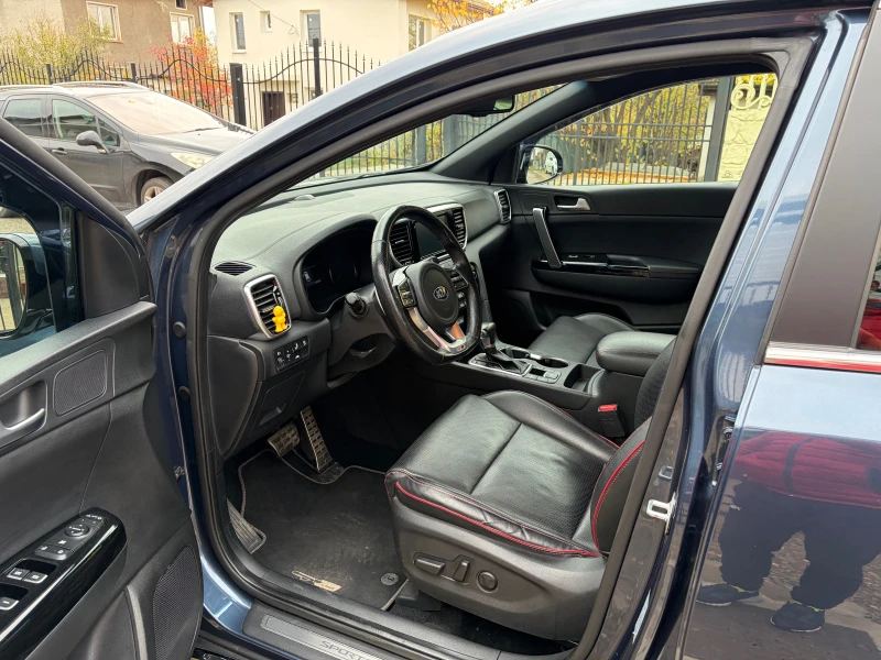 Kia Sportage, снимка 9 - Автомобили и джипове - 52459209