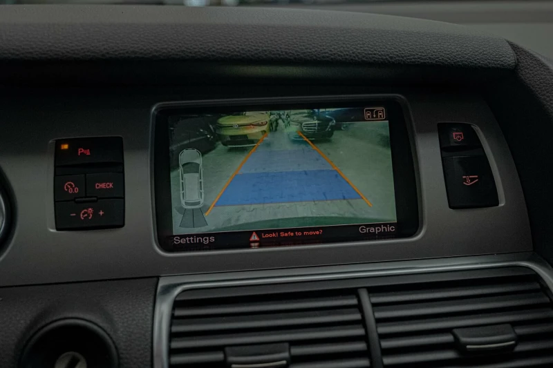 Audi Q7 4.2TDI/Quattro/Side Assist/MMI PLUS/Панорама/Xenon, снимка 11 - Автомобили и джипове - 52578439