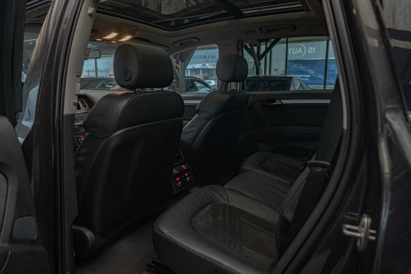 Audi Q7 4.2TDI/Quattro/Side Assist/MMI PLUS/Панорама/Xenon, снимка 9 - Автомобили и джипове - 52578439