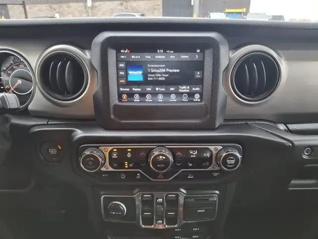 Jeep Wrangler * Remote Start * CARFAX* ОПЦИЯ ЗА ФИНАНСИРАНЕ*  - изображение 4