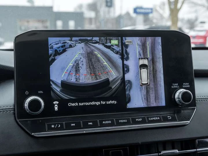 Mitsubishi Outlander GT S-AWC, снимка 13 - Автомобили и джипове - 53442434