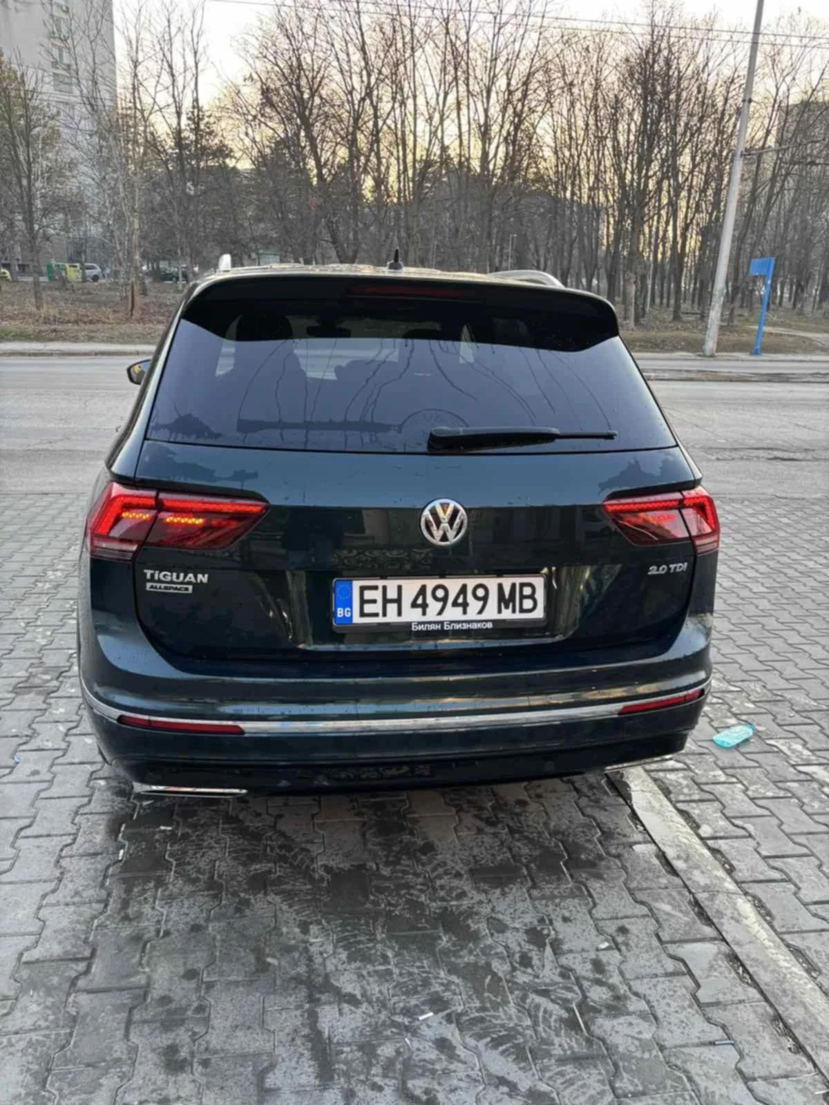 VW Tiguan 2.0 - изображение 3