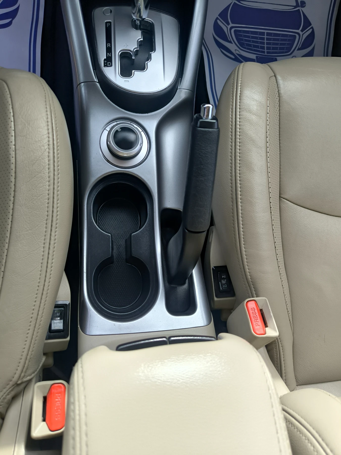 Citroen C-Crosser 2.4i  /  /  | Mobile.bg   11