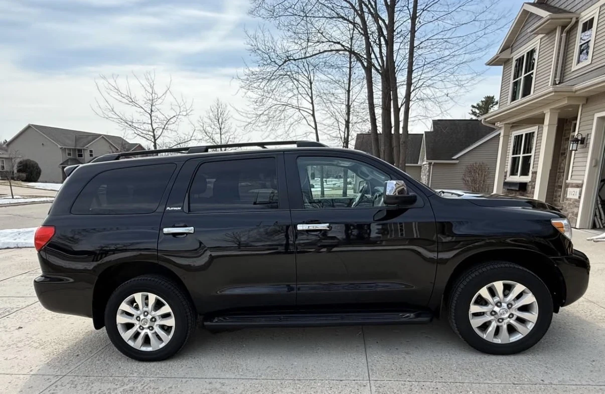 Toyota Sequoia PLATINUM, снимка 3 - Автомобили и джипове - 54067483