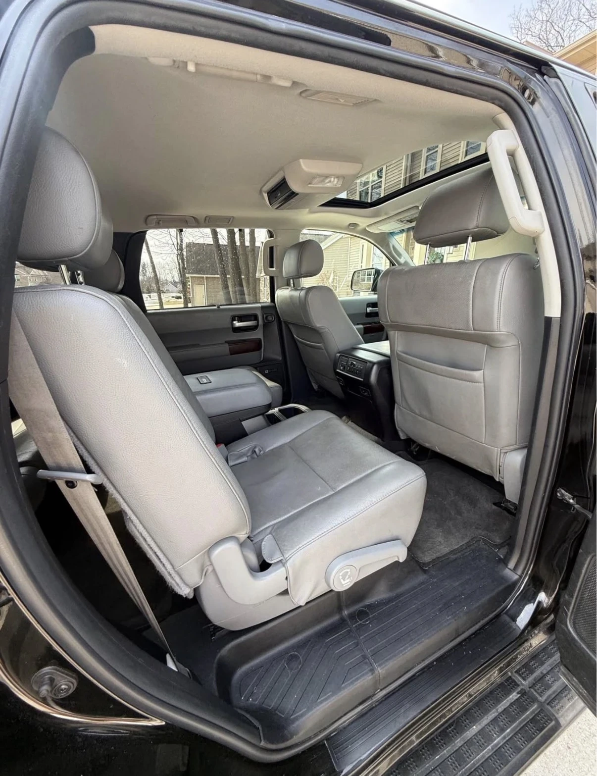 Toyota Sequoia PLATINUM, снимка 11 - Автомобили и джипове - 54067483