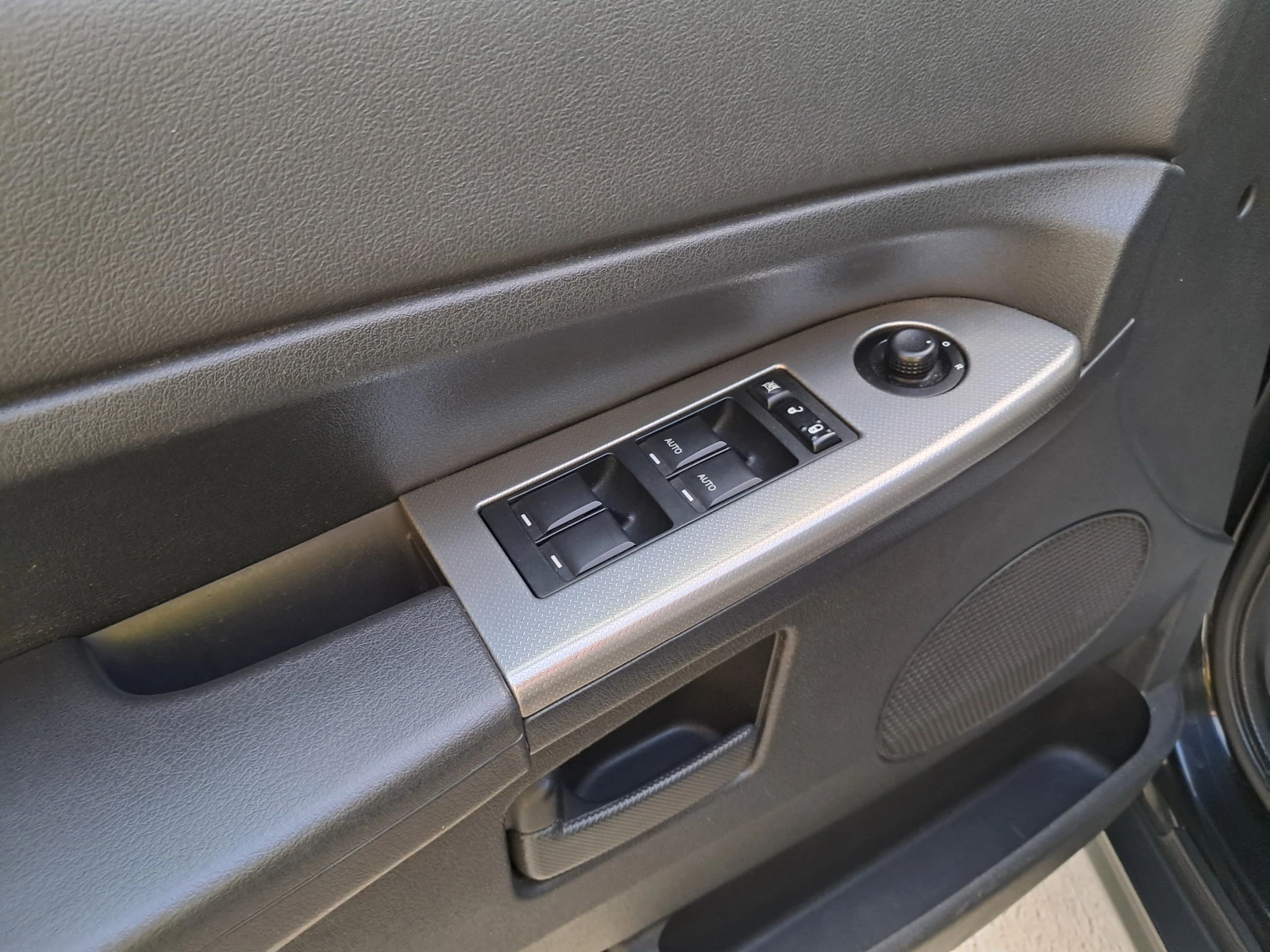 Jeep Grand cherokee 3.0 CRD--165000 км.-FACELIFT, снимка 12 - Автомобили и джипове - 54415094