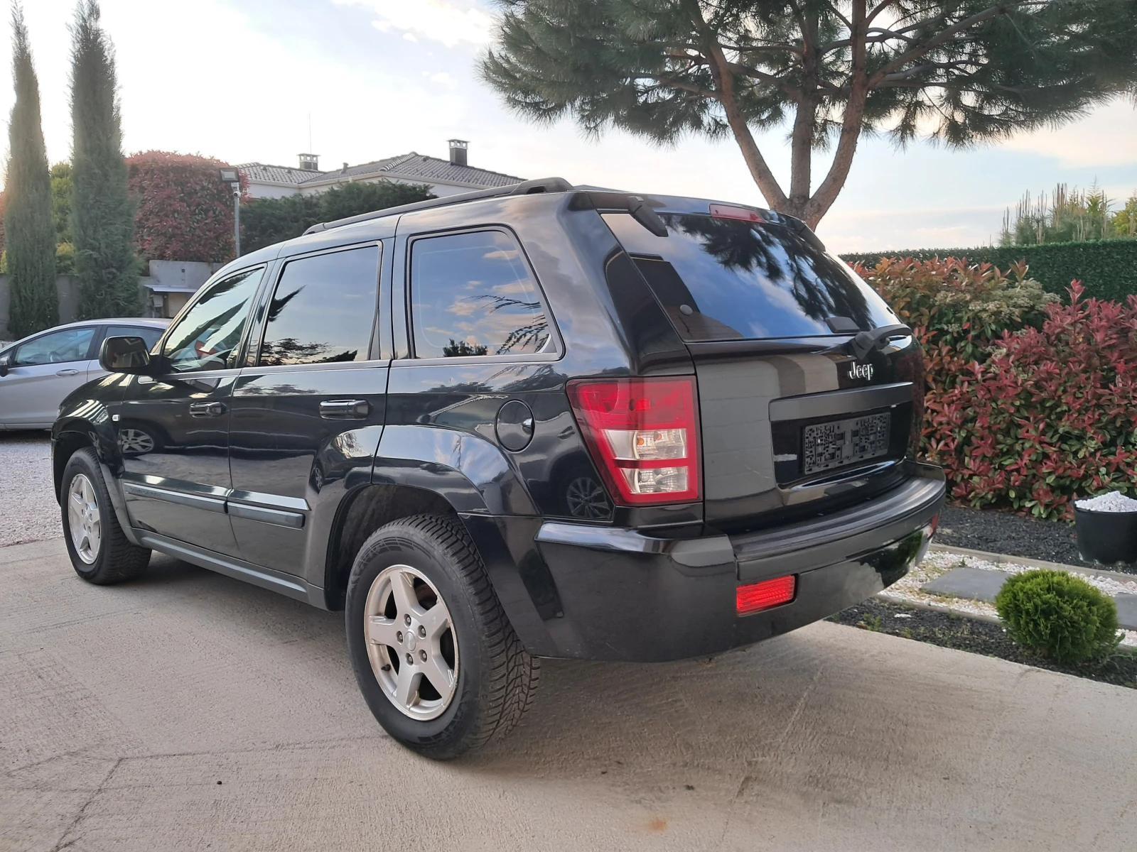 Jeep Grand cherokee 3.0 CRD--165000 км.-FACELIFT, снимка 4 - Автомобили и джипове - 54415094