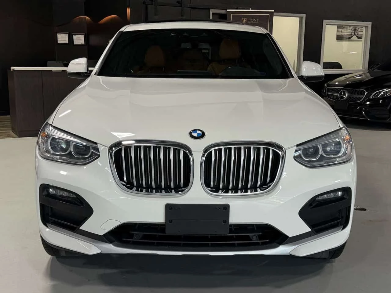 BMW X4 * XDrive30i SPORT PKG NAVIGATION REAR VIEW CAM P R, снимка 2 - Автомобили и джипове - 54934748